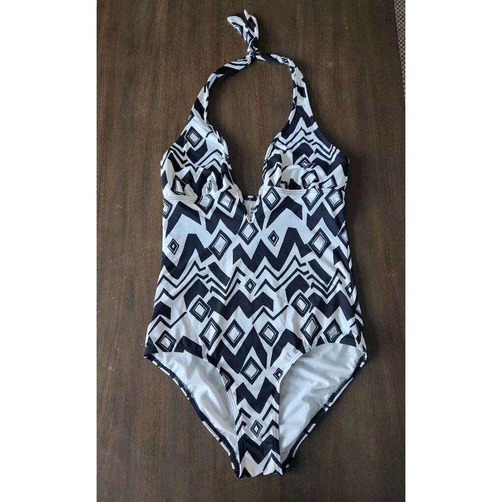 Moontide V Wire Low Front Swimsuit Black & White Geometric Halter Size 10 - Picture 3 of 9